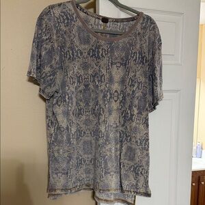 Free People Blue and Beige Snake Print Tee
